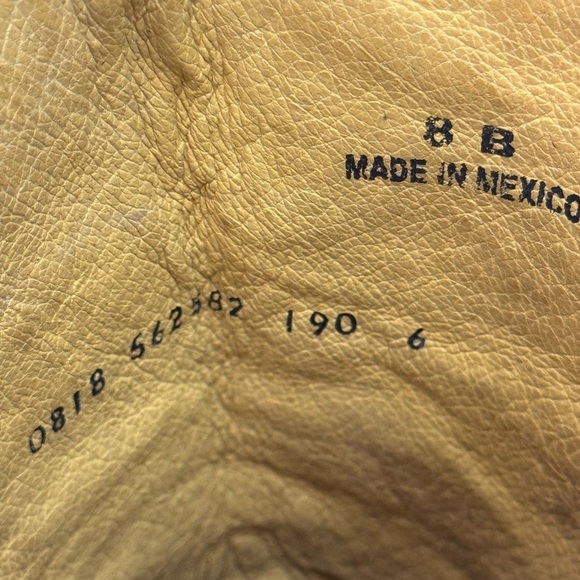 Cavender's Brown Leather Glitter Angel Wings Western Boots Size 8B. - Picture 9 of 12